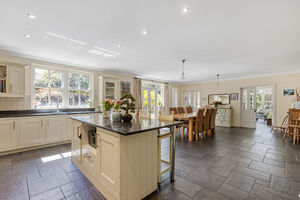 Photo 75- click for photo gallery